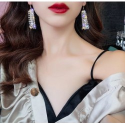 Σκουλαρίκια